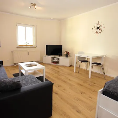 Daire Friedrichs Stuebchen *gemuetlich*modern*innenstadt* Dresden